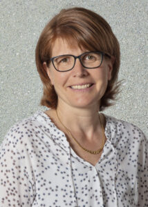 Erika Gnos, Kirchmeierin